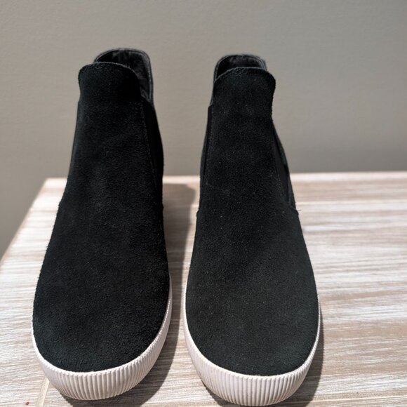 SOREL Out N About Slip-On Wedge Booties Black Suede Sneaker Ankle Boots Size 6 - Picture 15 of 15